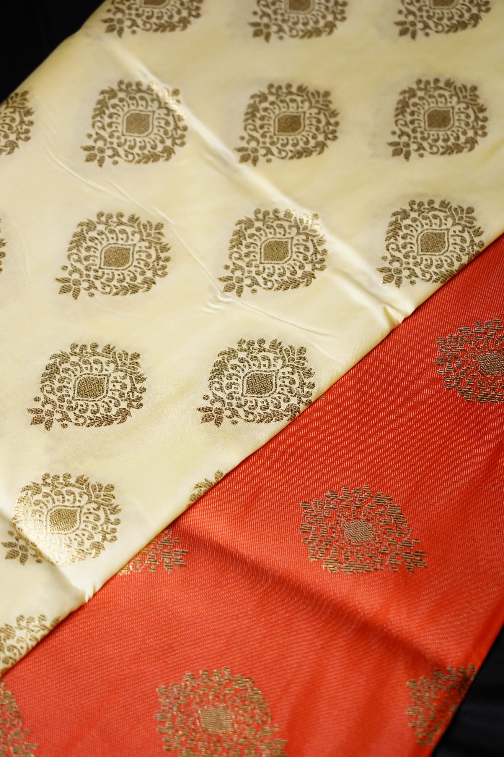 Pushpavalli - Butta Silk Saree - Image 4