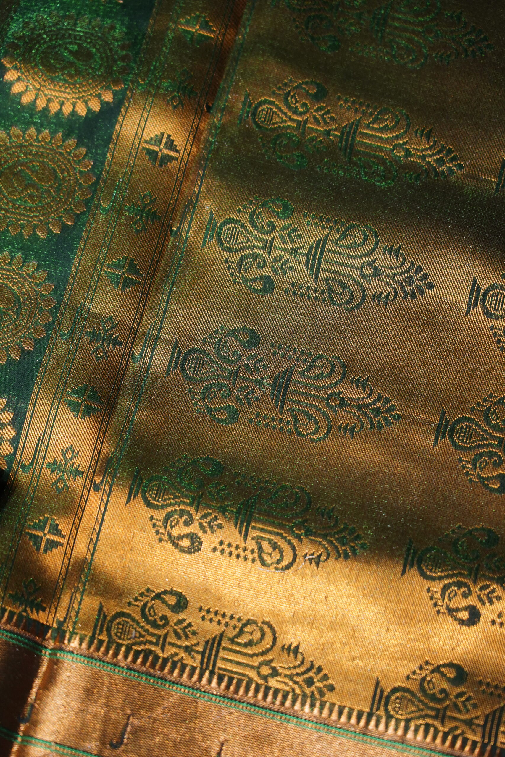 Vanavani - Emerald Green Saree - Image 8