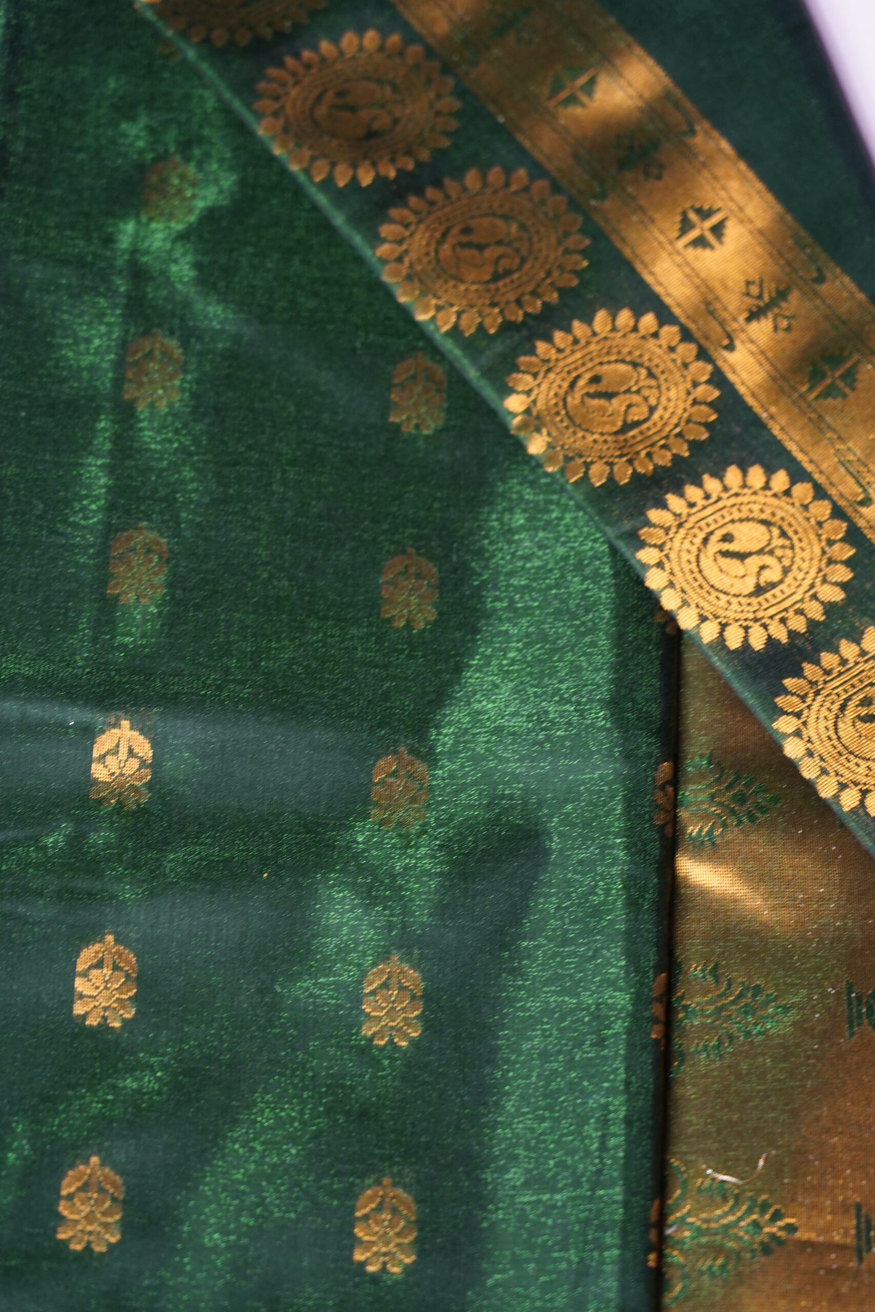 Vanavani - Emerald Green Saree - Image 7