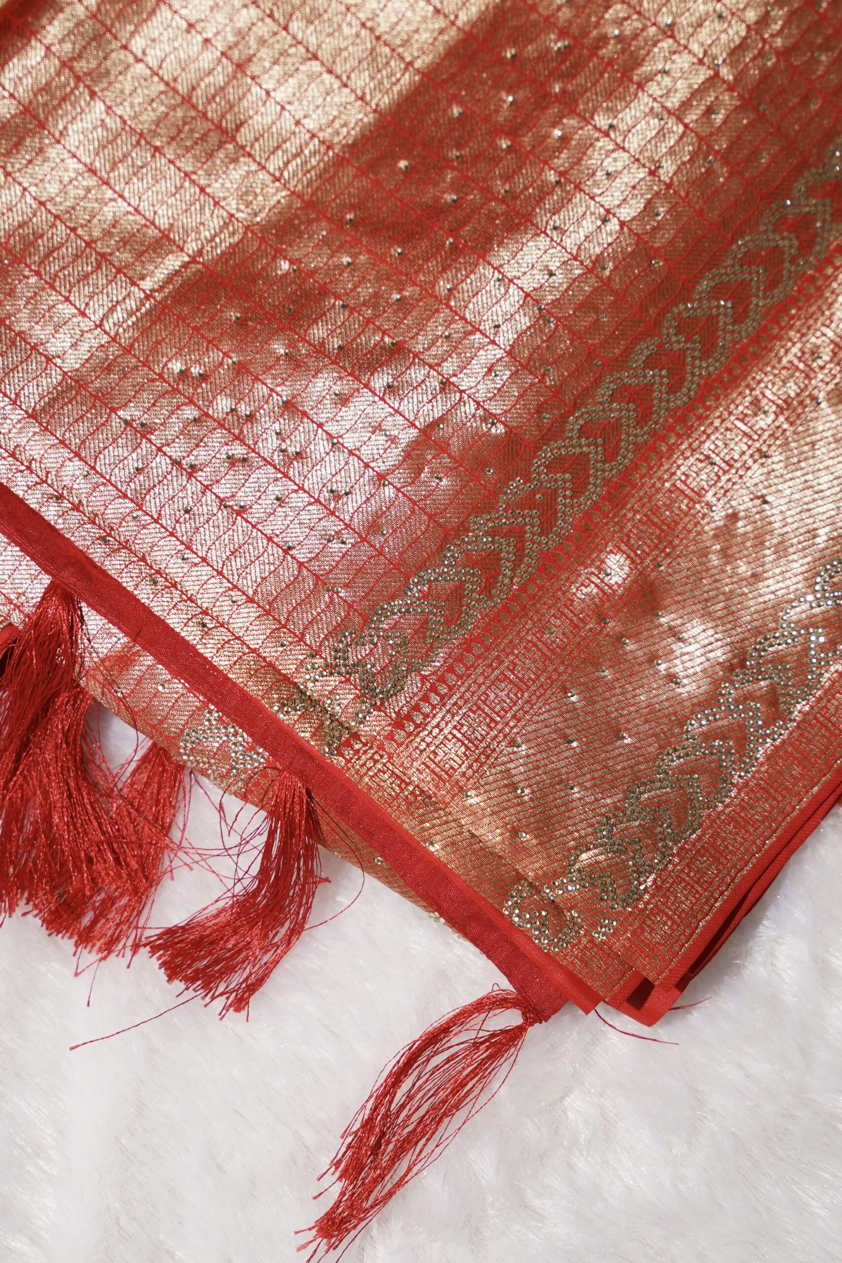 Archisha – Copper Glow Shimmer Saree - Image 2